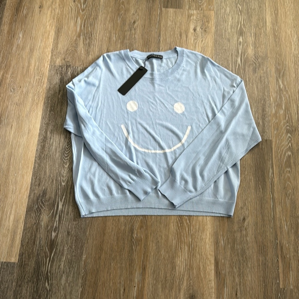 One size light weight smile sweater